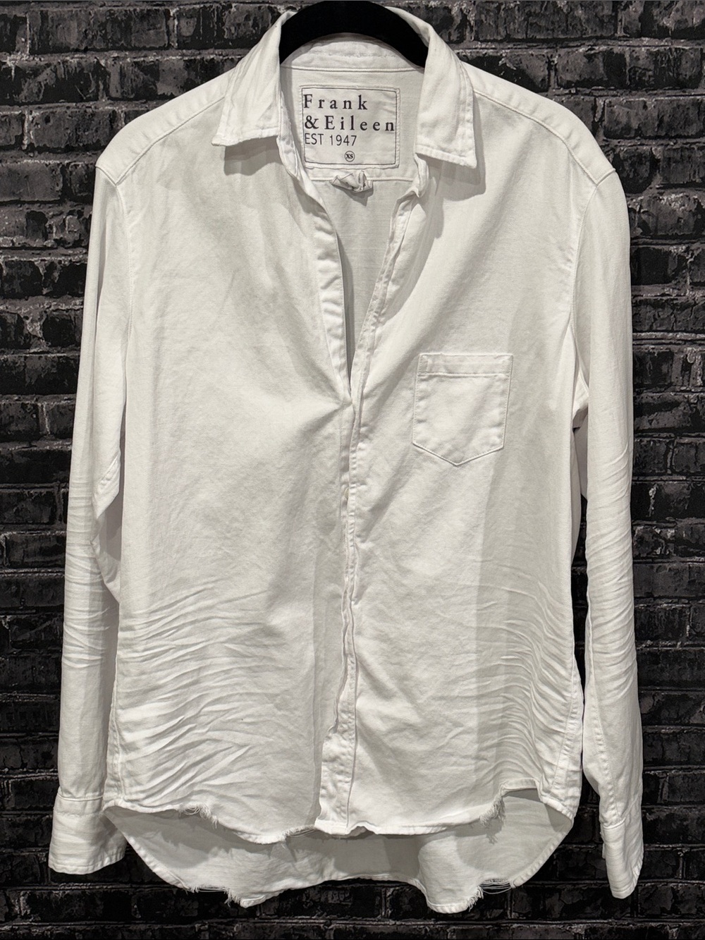 Frank & Eileen White Long-Sleeve Casual Button-Down Shirt
